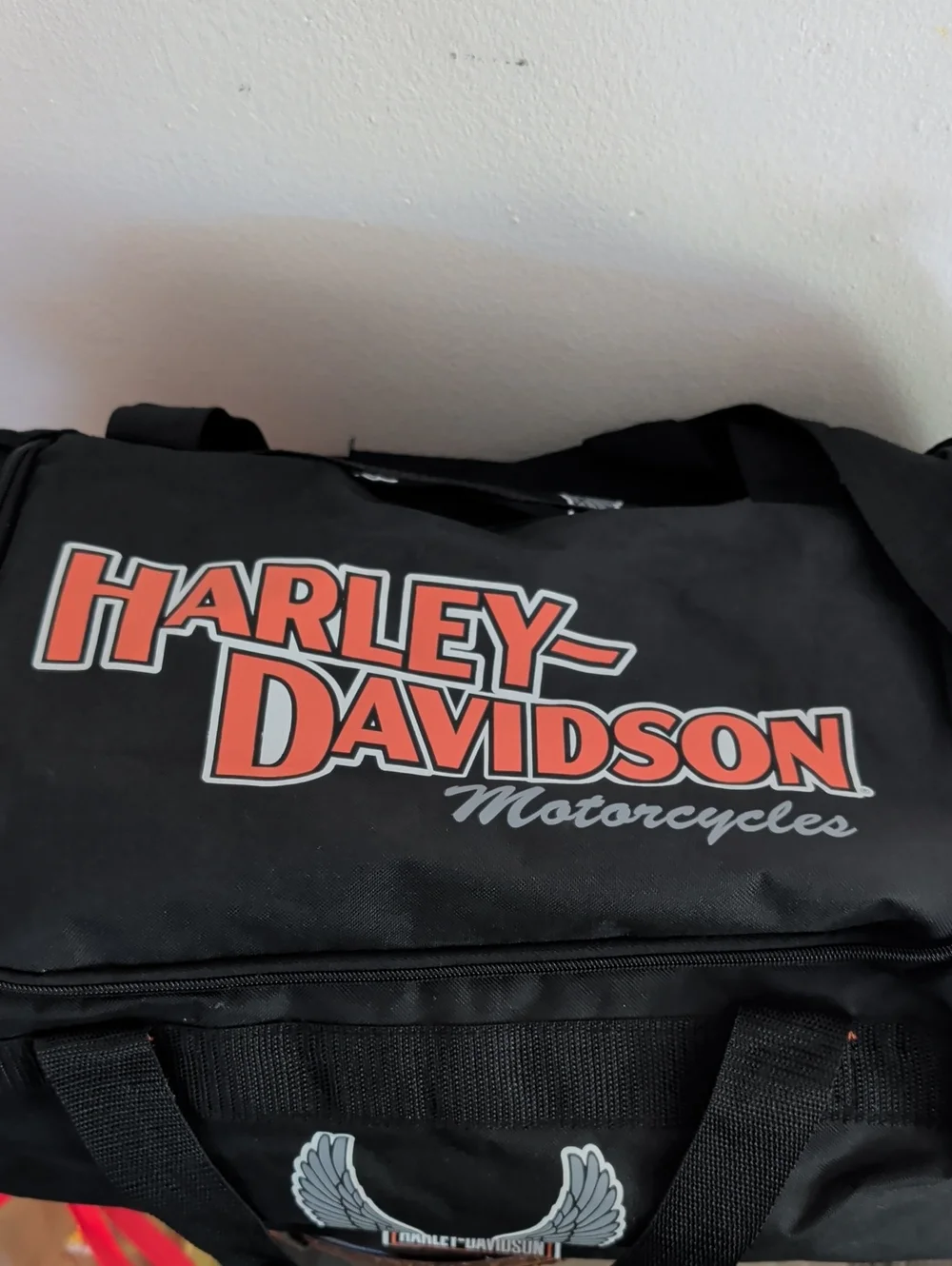 HARLEY DAVIDSON MOTORCYCLES LIGHTWEIGHT LOGO TRAVEL CARRY BAG SIZE MEDIUM